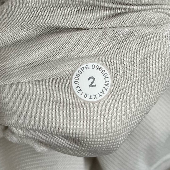 Lululemon Women Hotty Hot High-Rise Lined Athletic Short 4" Bone Cream US 2 - Picture 5 of 5